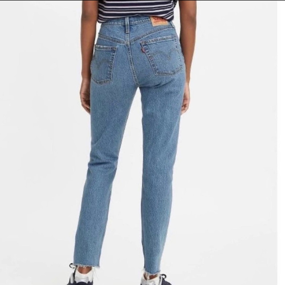 Levi's Women's 501 High-Rise Skinny Jeans Sz 32 x 20 raw hem button fly NWT